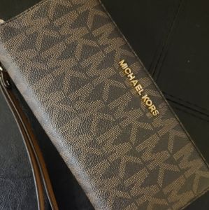 Large Michael Kors Signature logo wallet